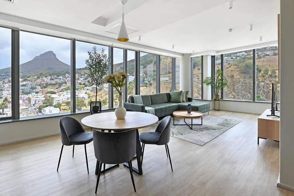 Sara - Modern City Centre Apt - Views! Κέιπ Τάουν 0*,  Νότια Αφρική