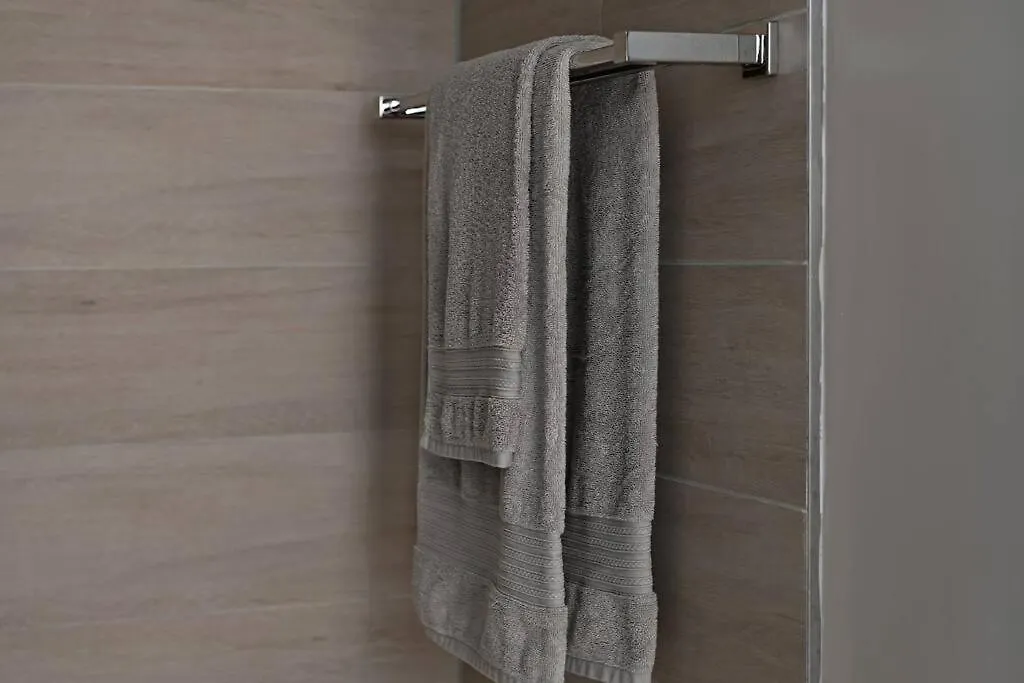 Sara - Modern City Centre Apt - Views! Κέιπ Τάουν Διαμέρισμα