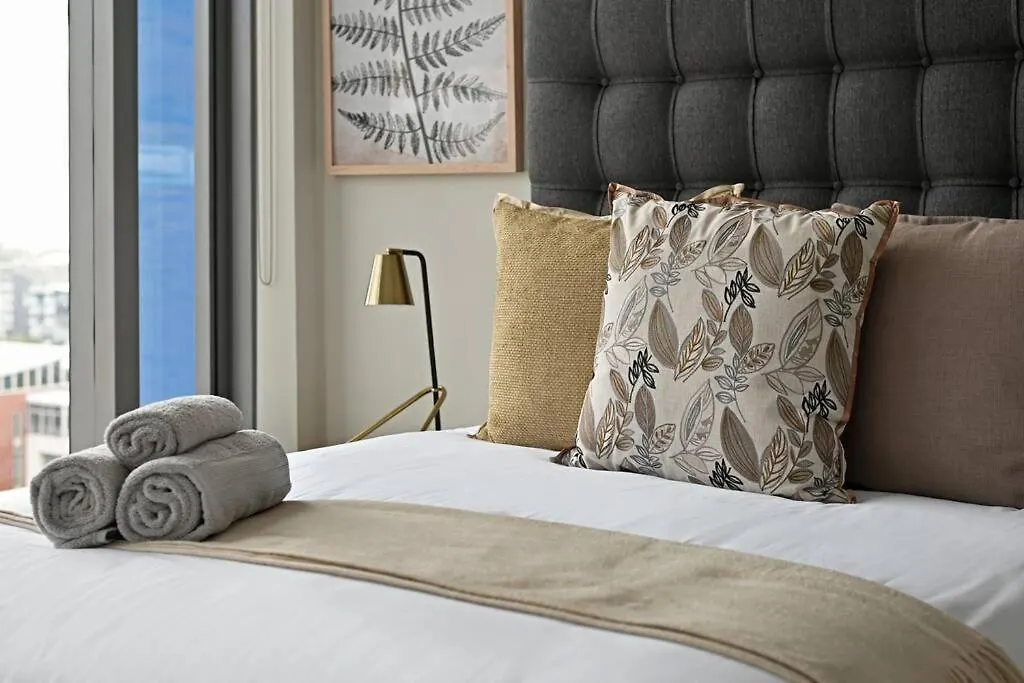Sara - Modern City Centre Apt - Views! Κέιπ Τάουν Νότια Αφρική