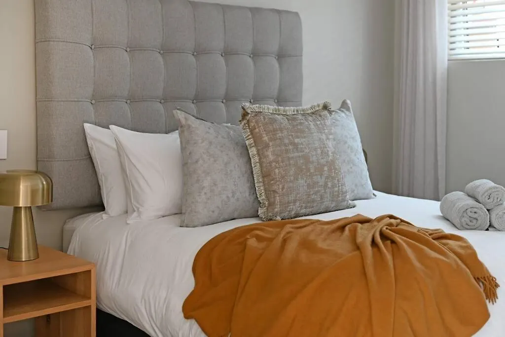 Sara - Modern City Centre Apt - Views! Κέιπ Τάουν Διαμέρισμα