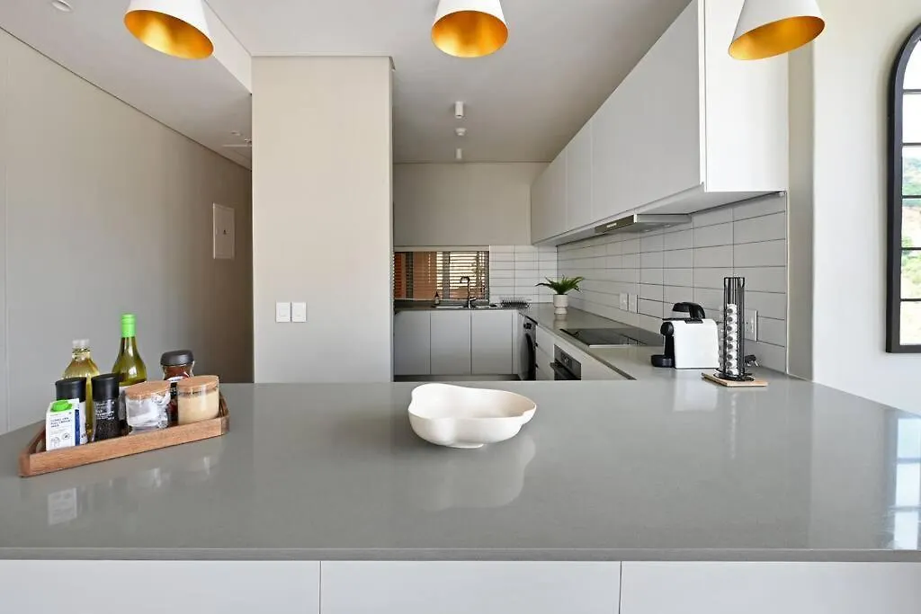 Sara - Modern City Centre Apt - Views! Κέιπ Τάουν 0*,  Νότια Αφρική