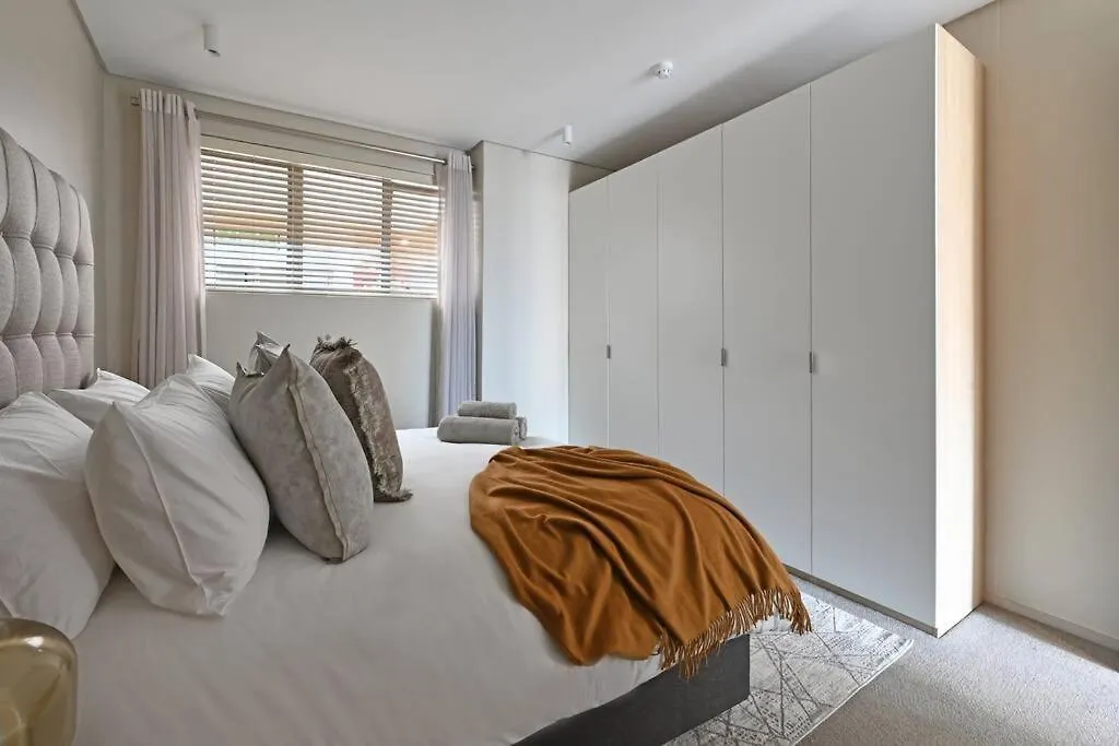 Διαμέρισμα Sara - Modern City Centre Apt - Views! Κέιπ Τάουν